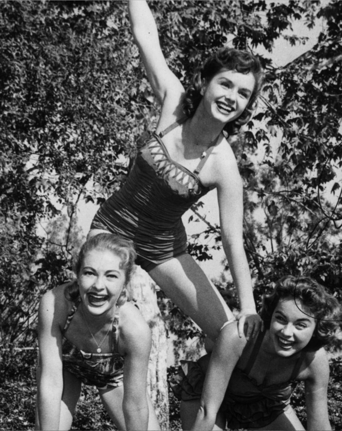 Lori Nelson, Debbie Reynolds, and Terry Moore, 1954