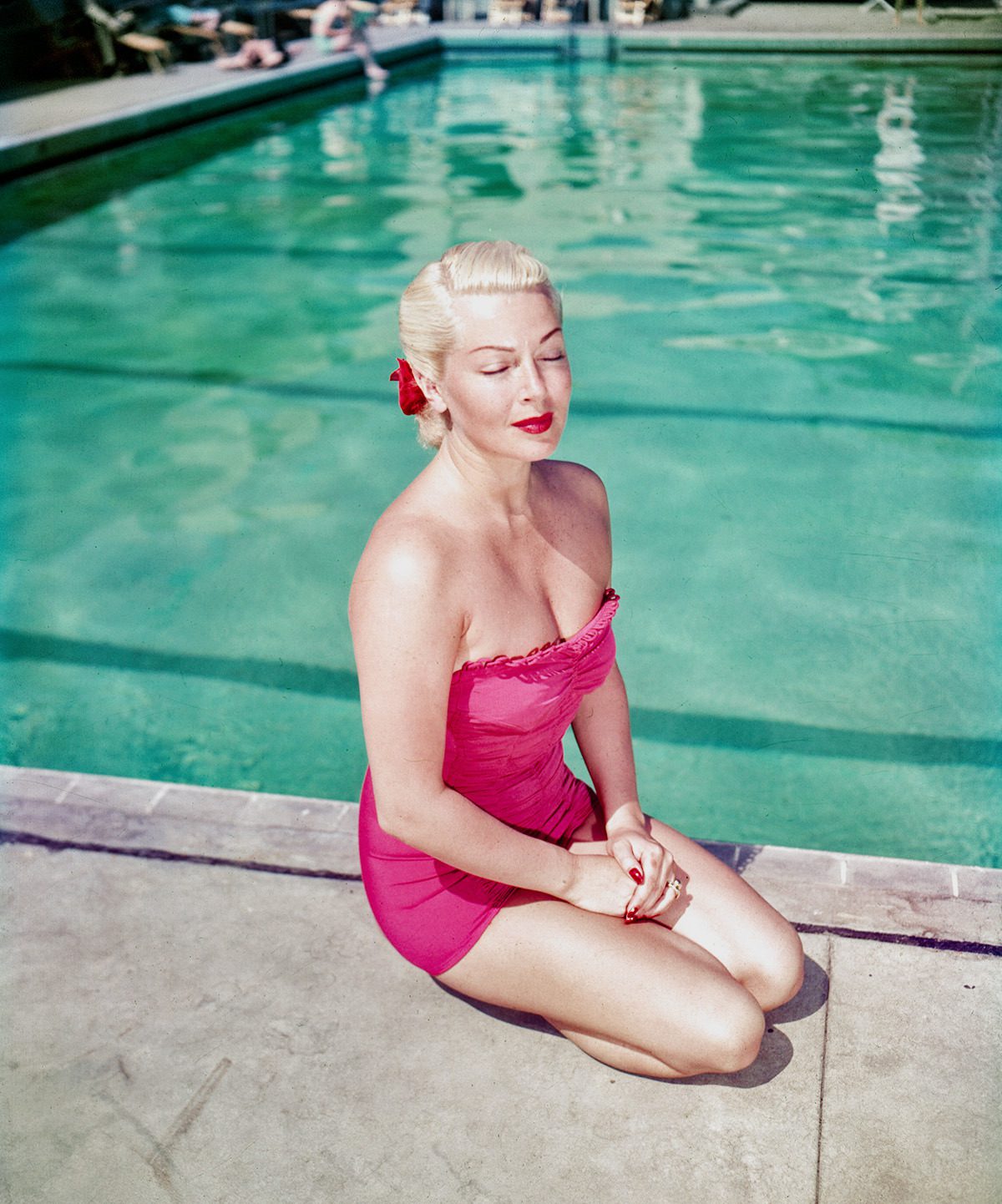 Lana Turner by pool at the Coral Casino