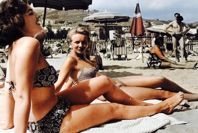 23rd July 1955- British fashion models cruising along the Cote d'Azur on board the ‘Bonaventura’ yacht relax in a beach on the French Riviera.