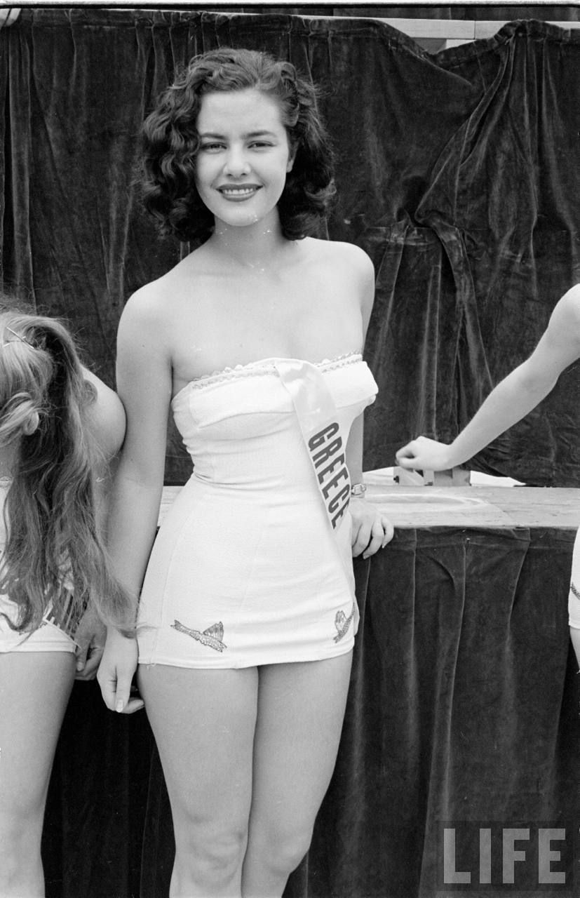 Miss Universe Pageant, 1952.