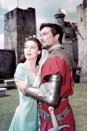 Ava Gardner and Robert Taylor in Knights of the round table - 1953