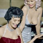 Sophia-and-Jayne-at-that-Dinner-party-in-1957