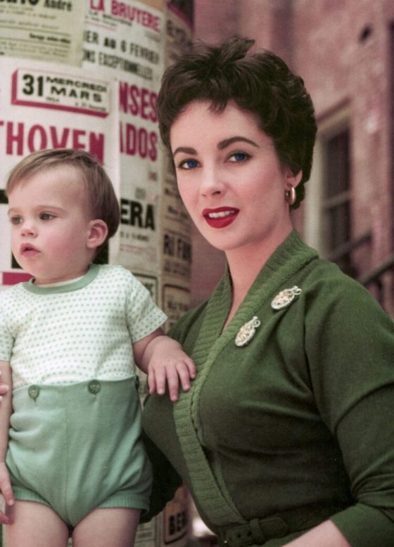 Elizabeth Taylor with her 16-month-old son, Michael Wilding Jr.,1954 ...