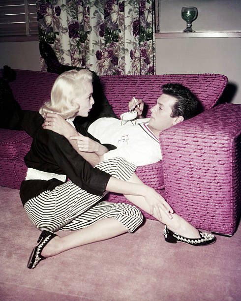 Janet Leigh & Tony Curtis at home in 1955