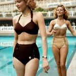 Ladies at a hotel swiming pool palette.fm
