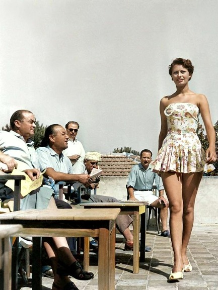 Sophia Loren in a early beauty contest